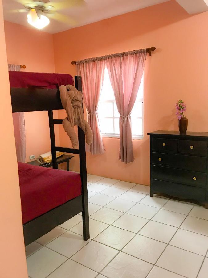 Tropical Paradise Express Caye Caulker Ngoại thất bức ảnh
