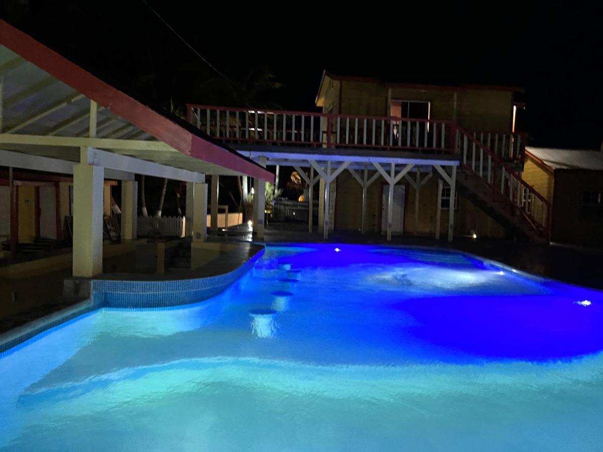 Tropical Paradise Express Caye Caulker Ngoại thất bức ảnh