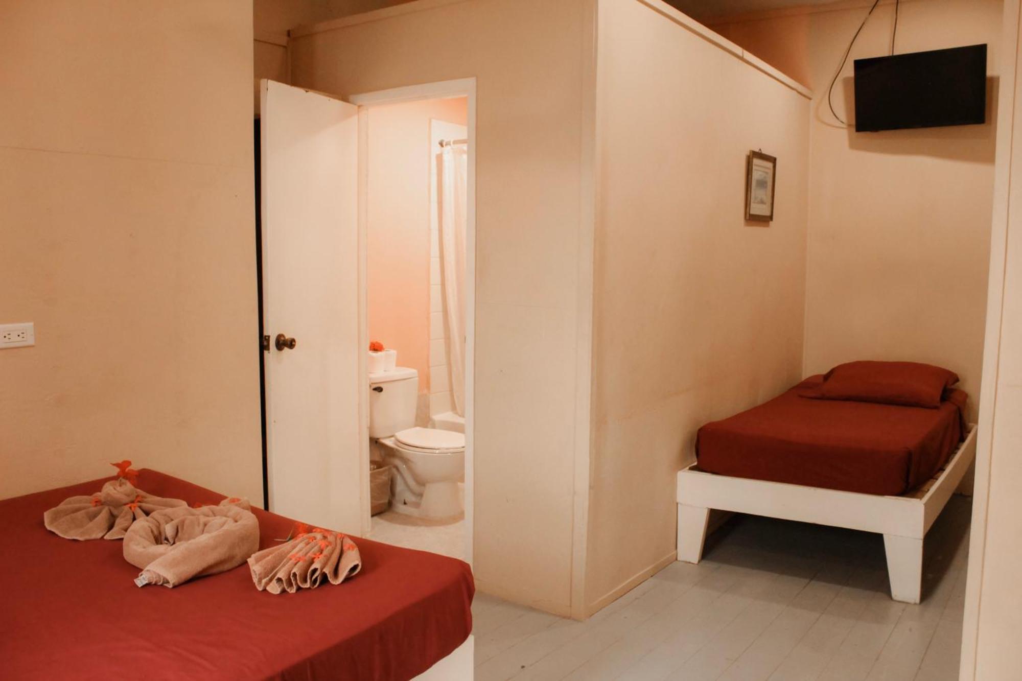 Tropical Paradise Express Caye Caulker Ngoại thất bức ảnh