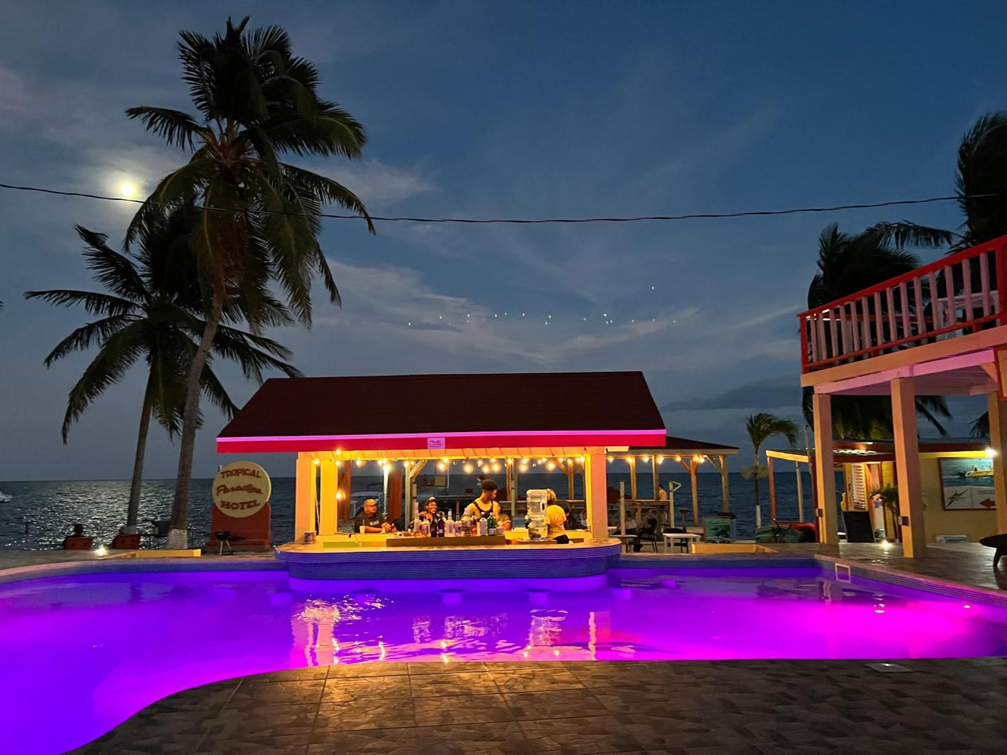 Tropical Paradise Express Caye Caulker Ngoại thất bức ảnh